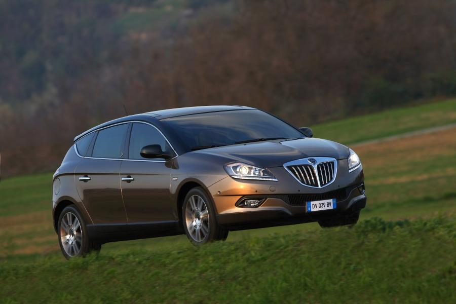  Lancia Delta 1.8 DiTurbo 2009 года  (фото 12 из 43)